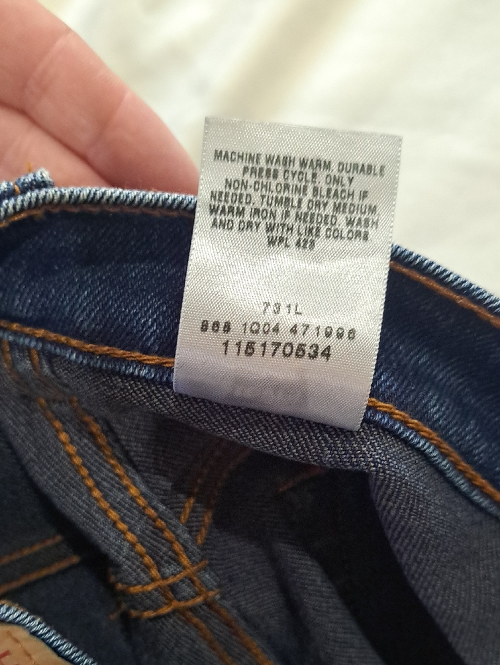 Levi's  517 Dark Blue Denim Jeans with Red Tab Bootcut - Picture 9 of 9